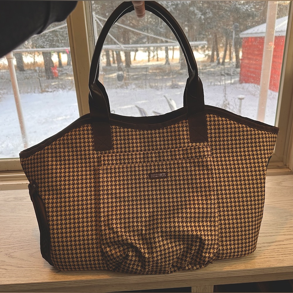 Martha Stewart Pets small dog carrier